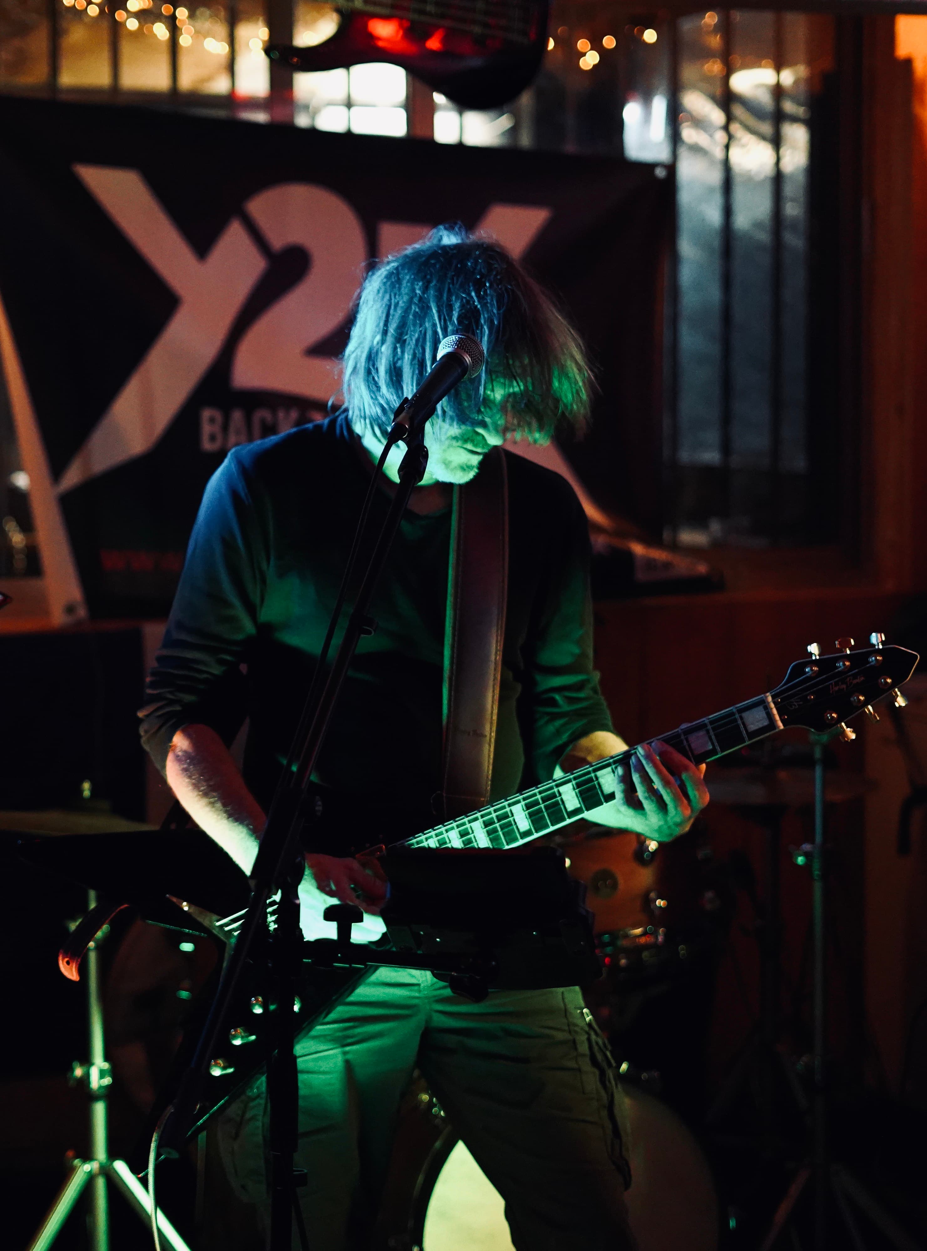 Y2K concert rock 90s